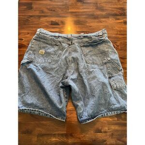 Wrangler Jean Shorts Mens Size 42 Carpenter Medium Wash Cotton‎ Denim